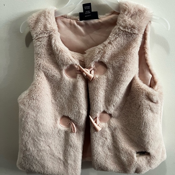 Vest - Picture 3 of 3